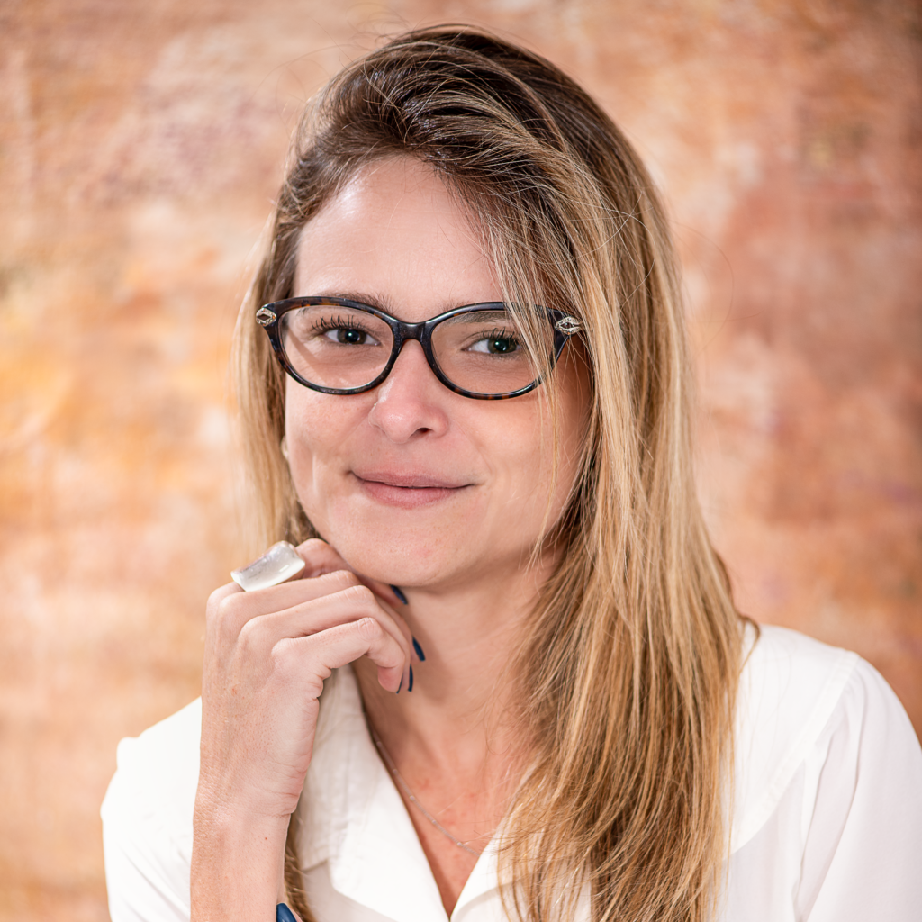 Cecilia Mira y Lopez